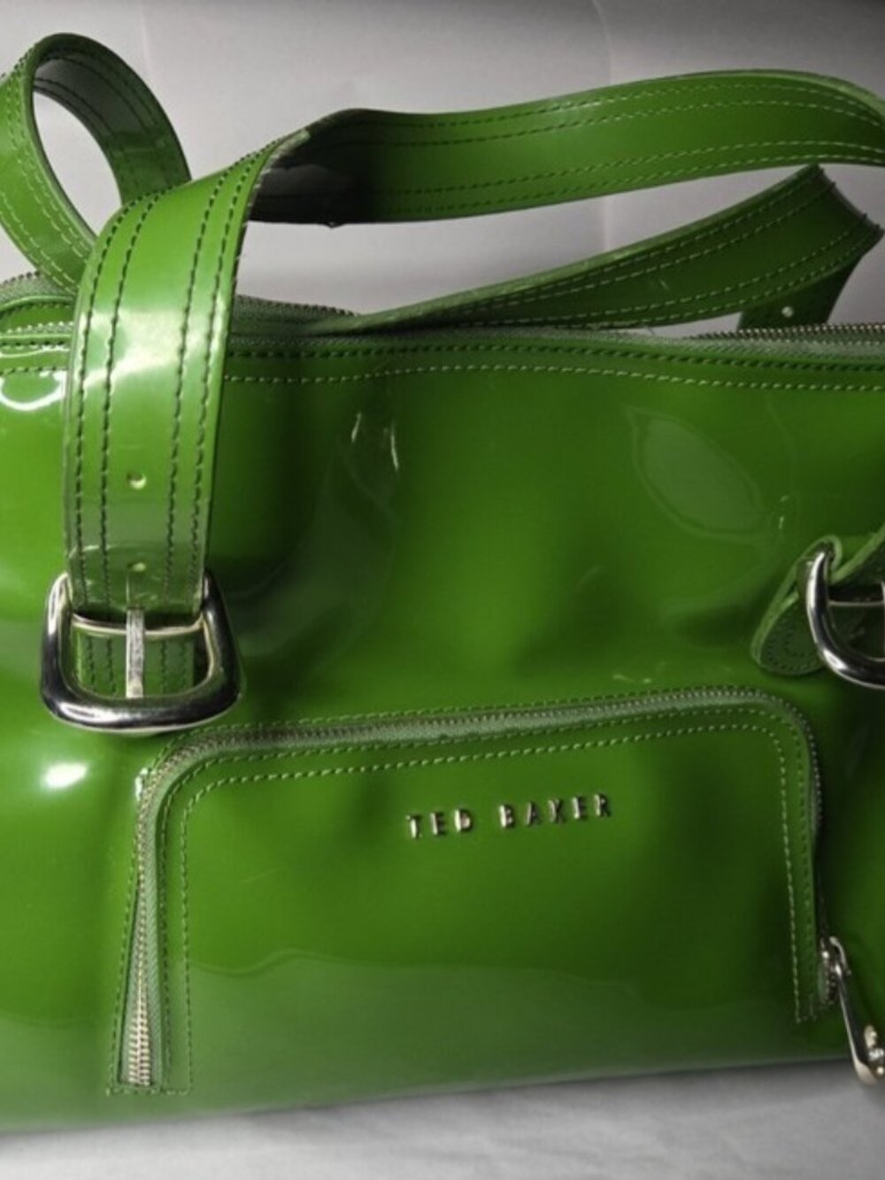 TED BAKER LONDON GREEN PATENT LEATHER SATCHEL SHOULDER BAG PURSE FLORAL LINING